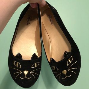 Cat Embroidered Velvet Flats